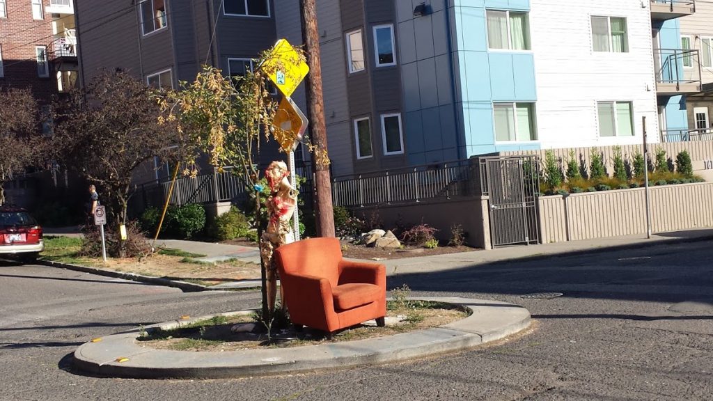 Capitol Hill Street Throne had an appearance this week.